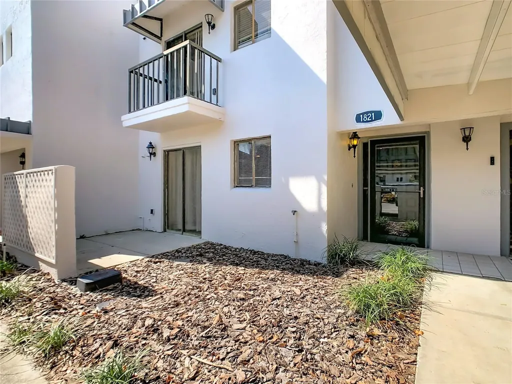1821 Village Court Mulberry FL 33860