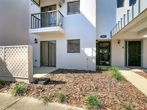 1821 Village Court Mulberry FL 33860