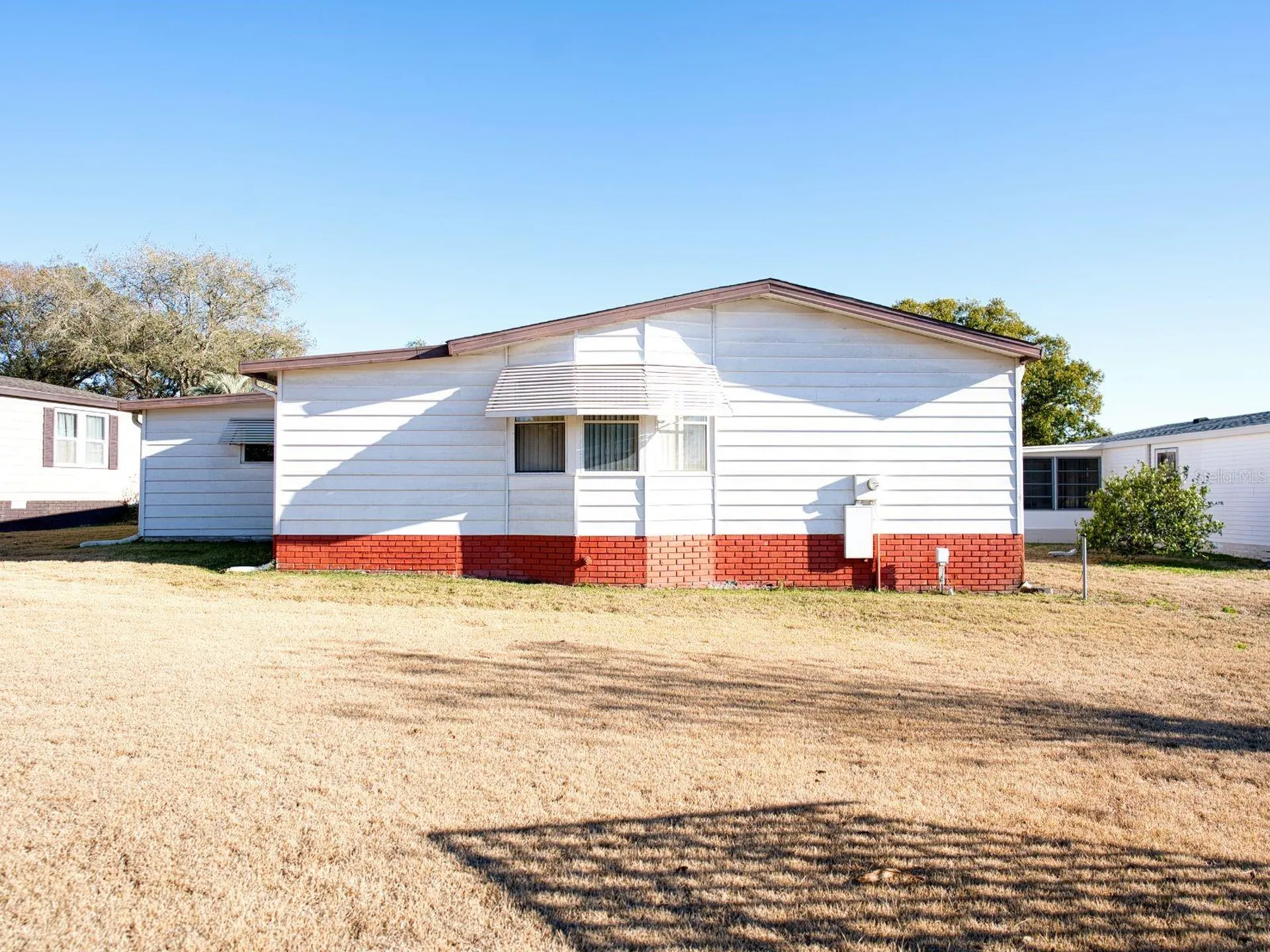 1863 W Schwartz Boulevard Lady Lake FL 32159