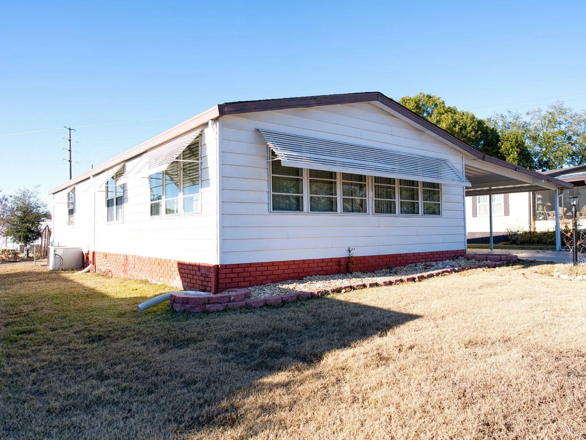 1863 W Schwartz Boulevard Lady Lake FL 32159