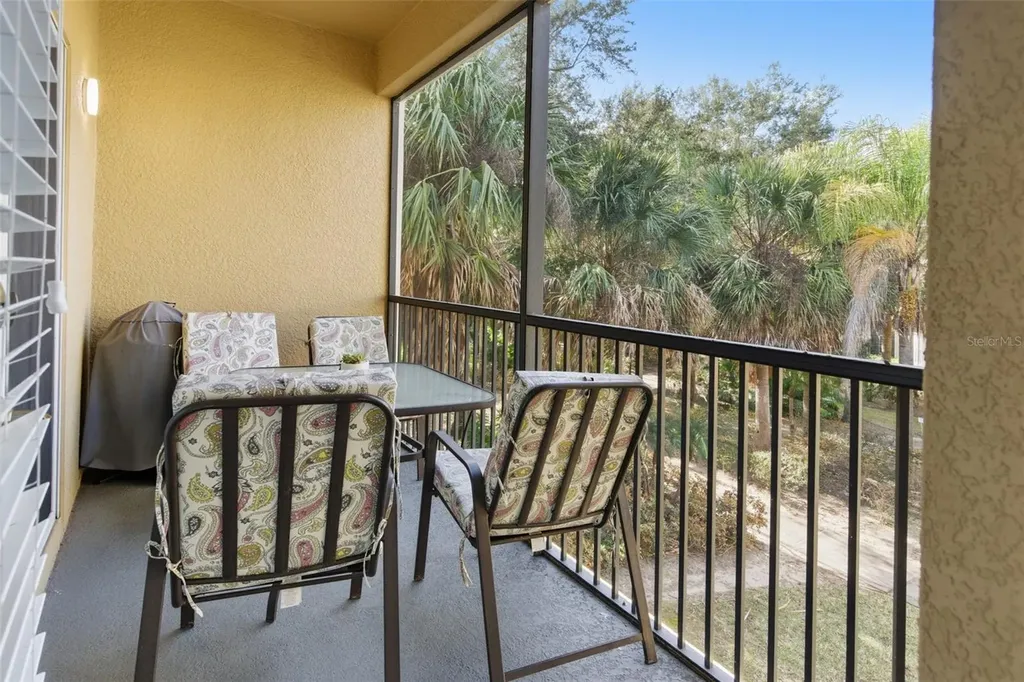 2742 Oakwater Drive Kissimmee FL 34747