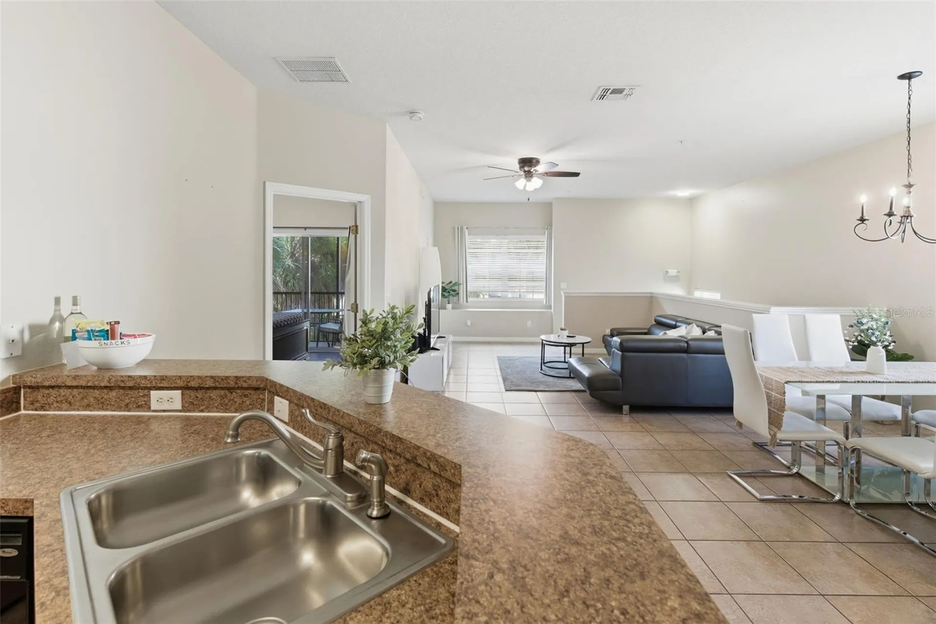 2742 Oakwater Drive Kissimmee FL 34747
