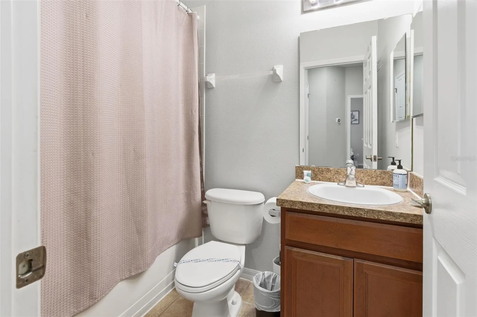 2742 Oakwater Drive Kissimmee FL 34747