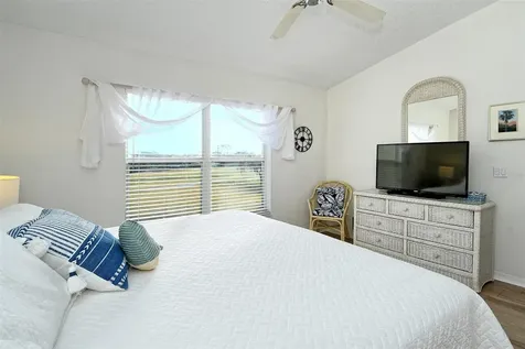 5221 Mahogany Run Avenue Sarasota FL 34241