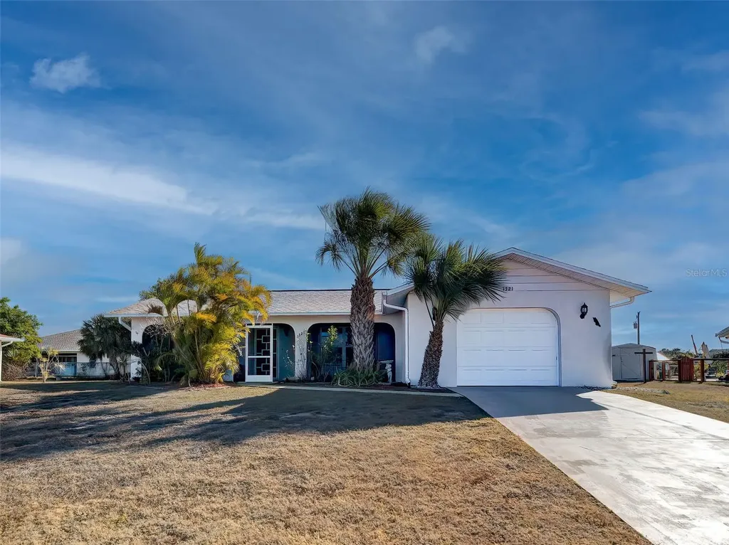 1321 Washington Drive Englewood FL 34224