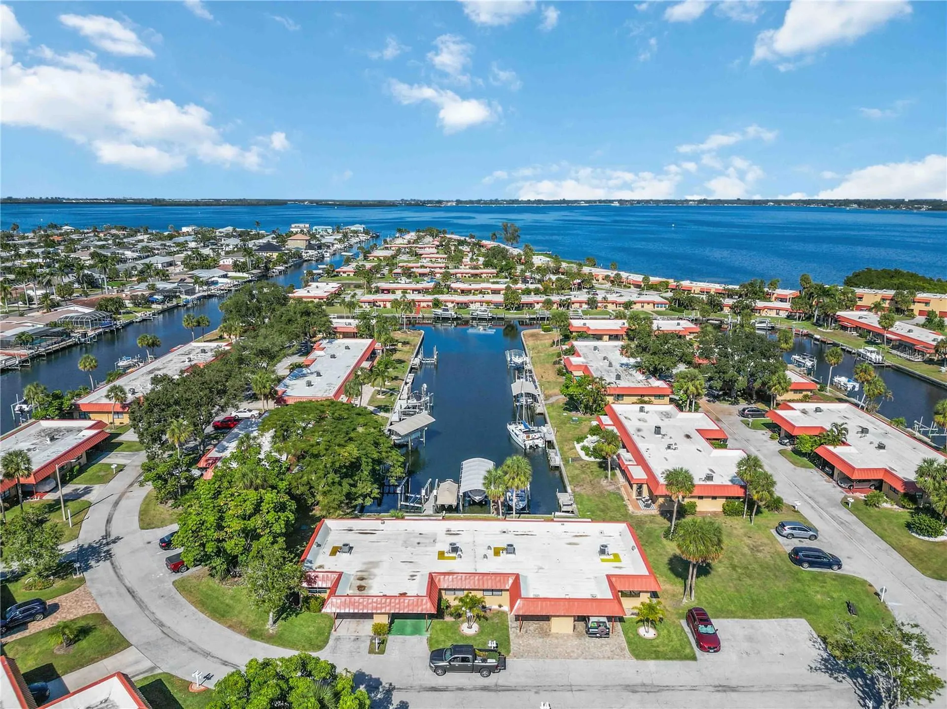 9606 Valencia Cove Bradenton FL 34210