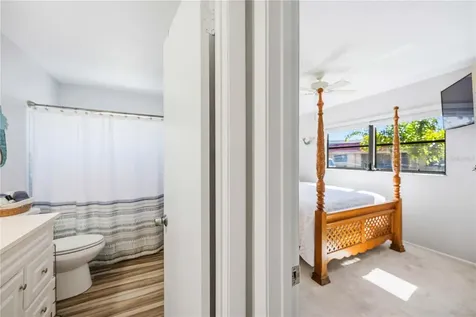 9606 Valencia Cove Bradenton FL 34210