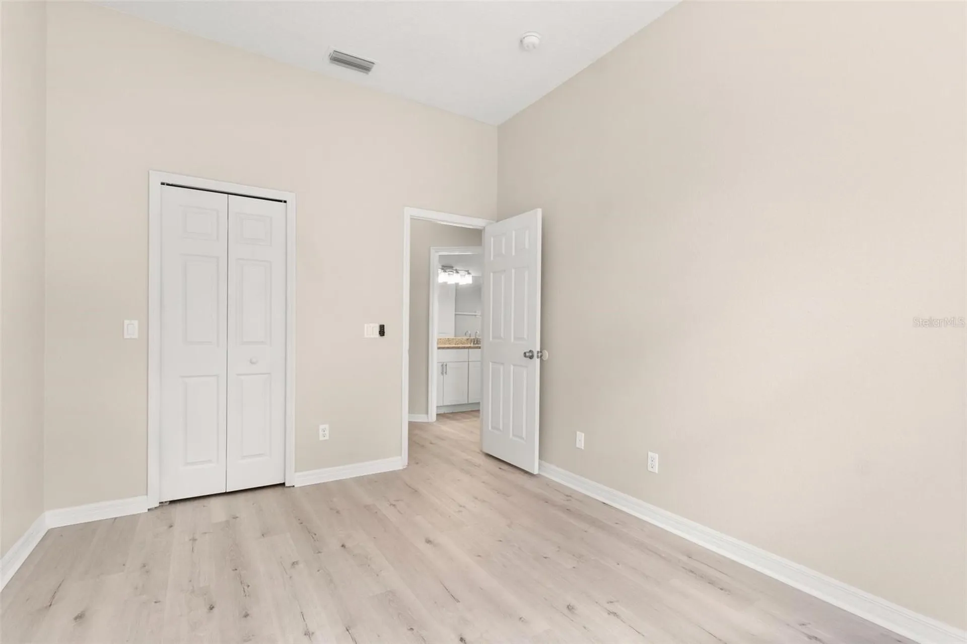 3023 Minuteman Lane Brandon FL 33511