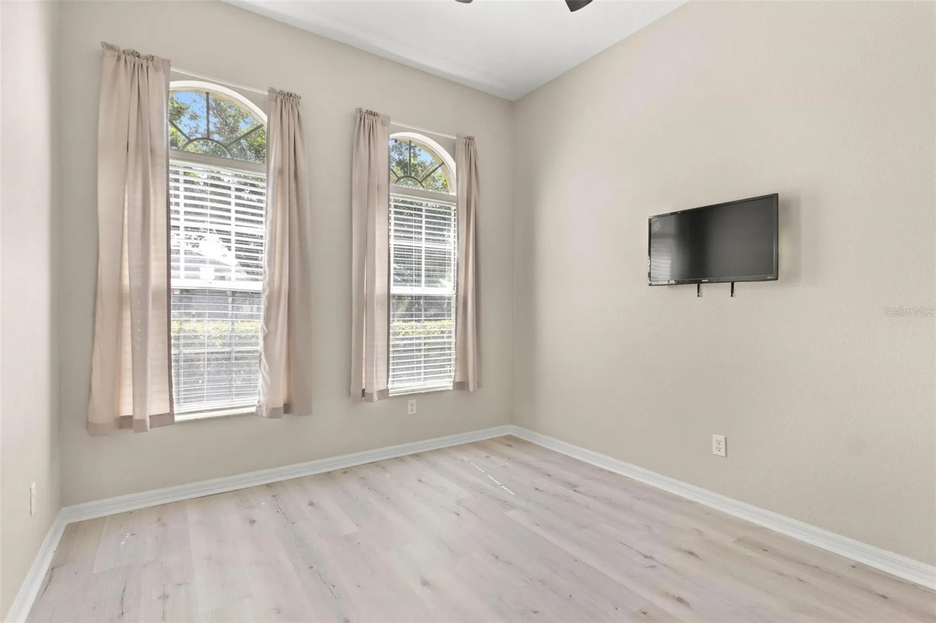 3023 Minuteman Lane Brandon FL 33511