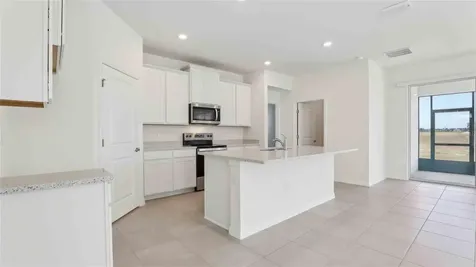 8761 Pinecrest Trail Wildwood FL 34785