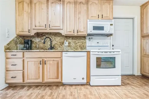 22465 Lewiston Avenue Port Charlotte FL 33952