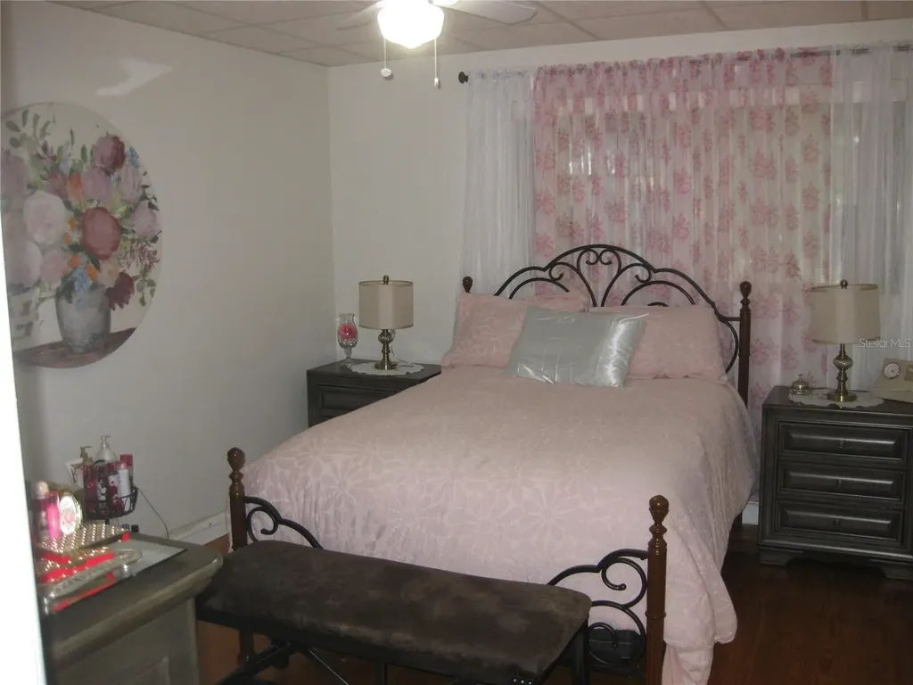 5860 43rd Terrace N Kenneth City FL 33709