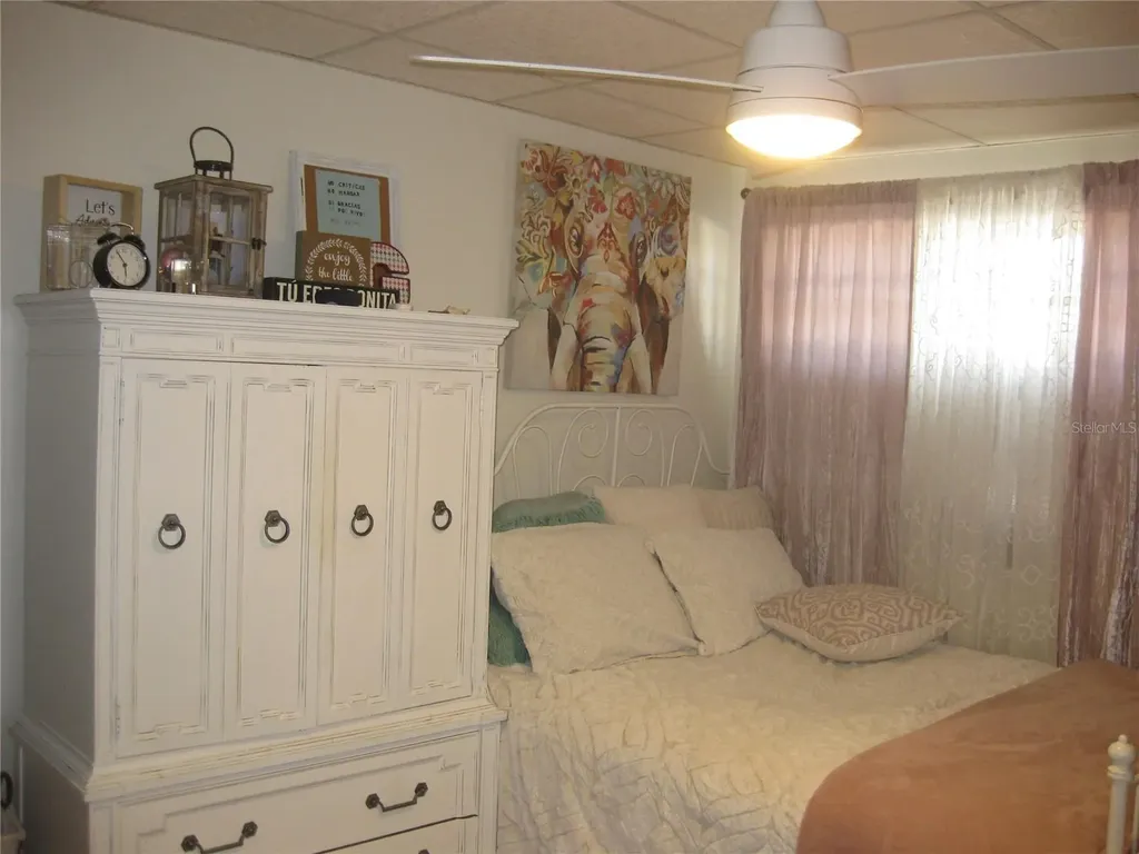 5860 43rd Terrace N Kenneth City FL 33709