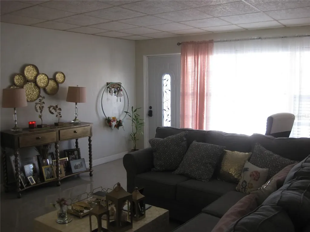 5860 43rd Terrace N Kenneth City FL 33709