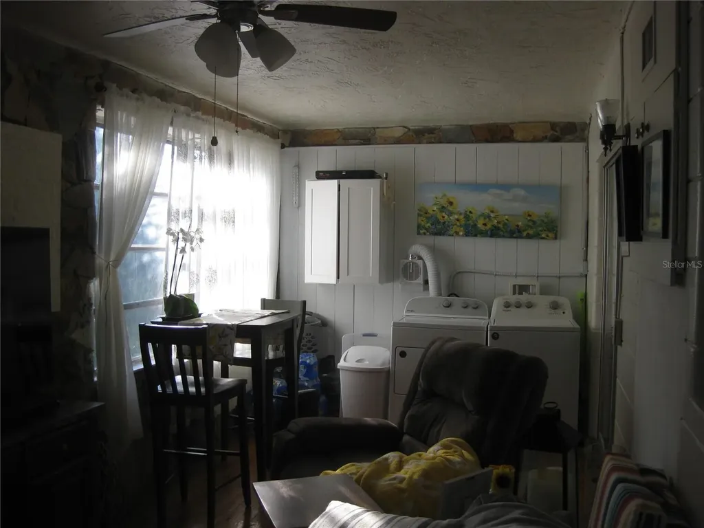 5860 43rd Terrace N Kenneth City FL 33709