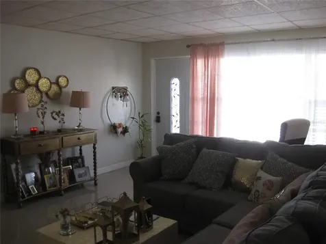 5860 43rd Terrace N Kenneth City FL 33709