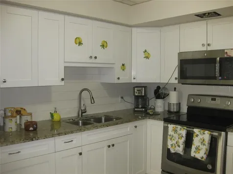 5860 43rd Terrace N Kenneth City FL 33709