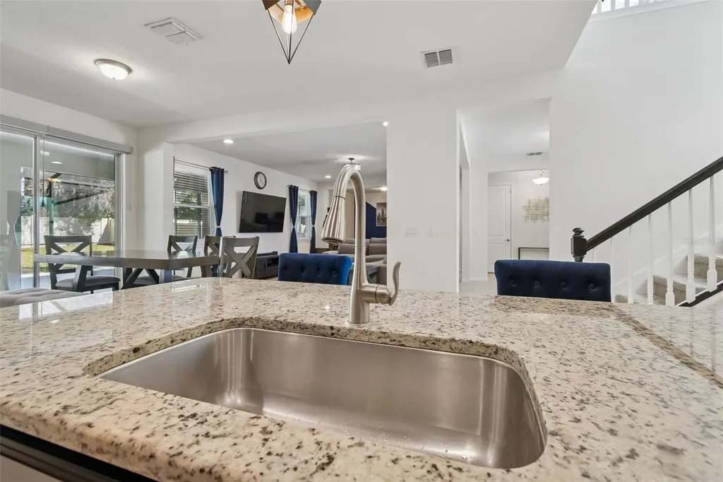 2604 Valley Sunset Lane Valrico FL 33594