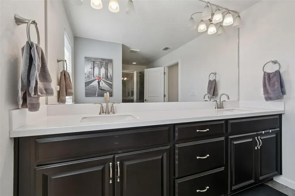 2604 Valley Sunset Lane Valrico FL 33594