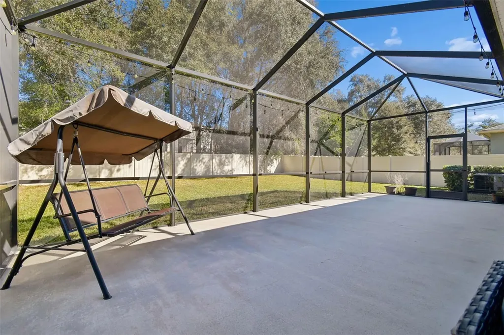2604 Valley Sunset Lane Valrico FL 33594