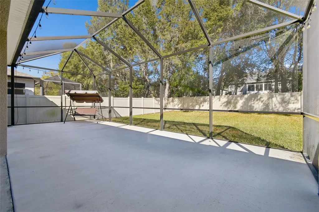 2604 Valley Sunset Lane Valrico FL 33594