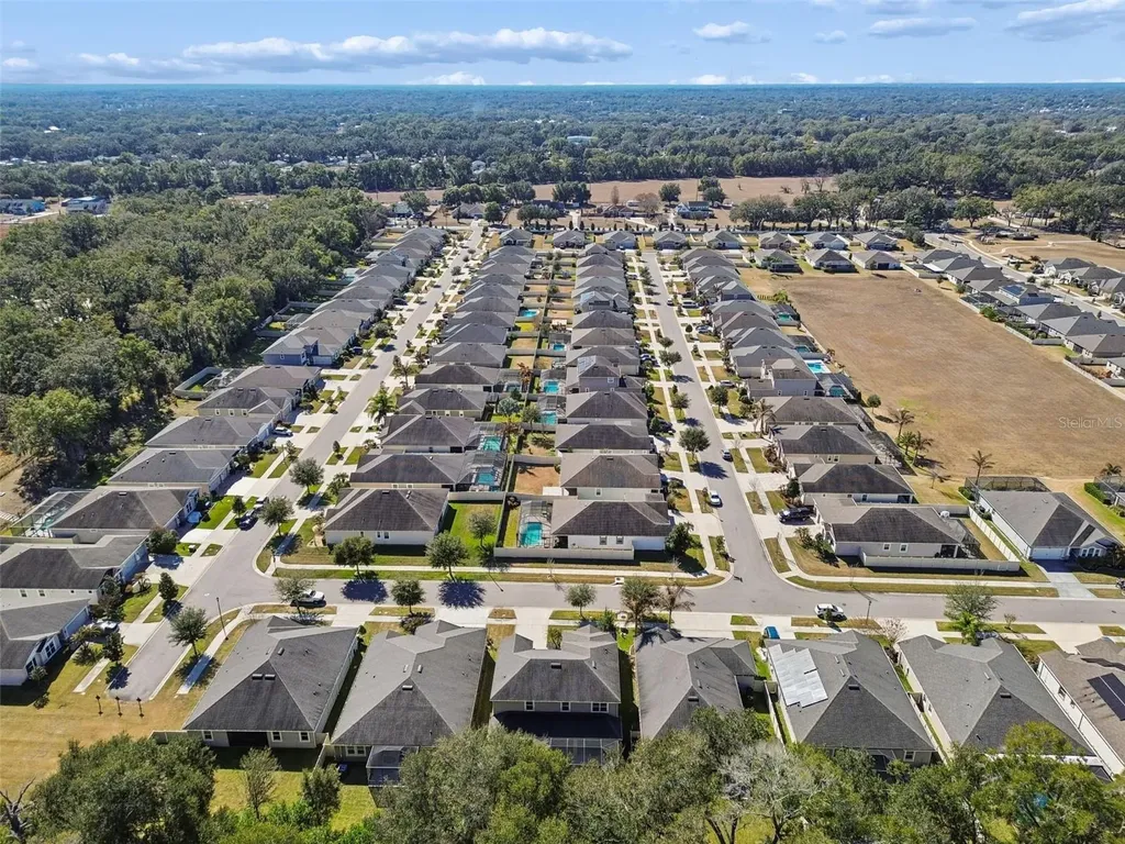 2604 Valley Sunset Lane Valrico FL 33594