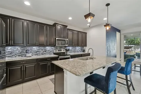2604 Valley Sunset Lane Valrico FL 33594