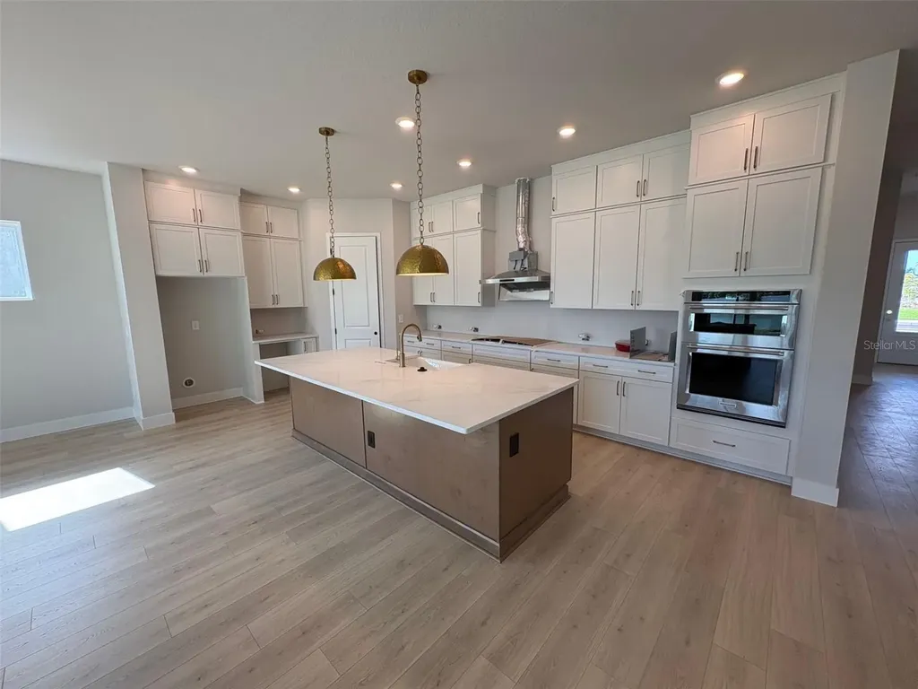 7253 Meadowshade Court Sarasota FL 34241