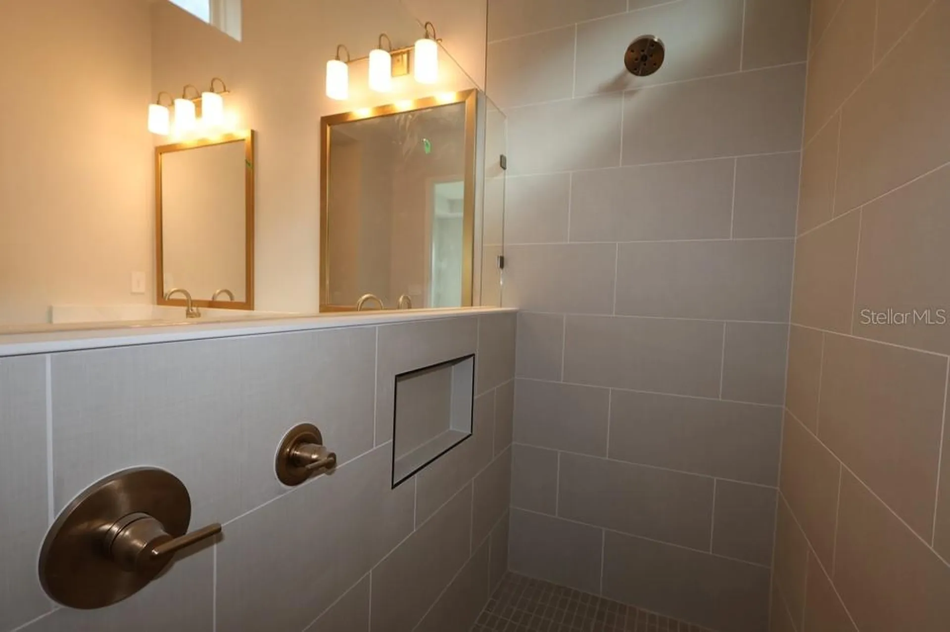 7253 Meadowshade Court Sarasota FL 34241