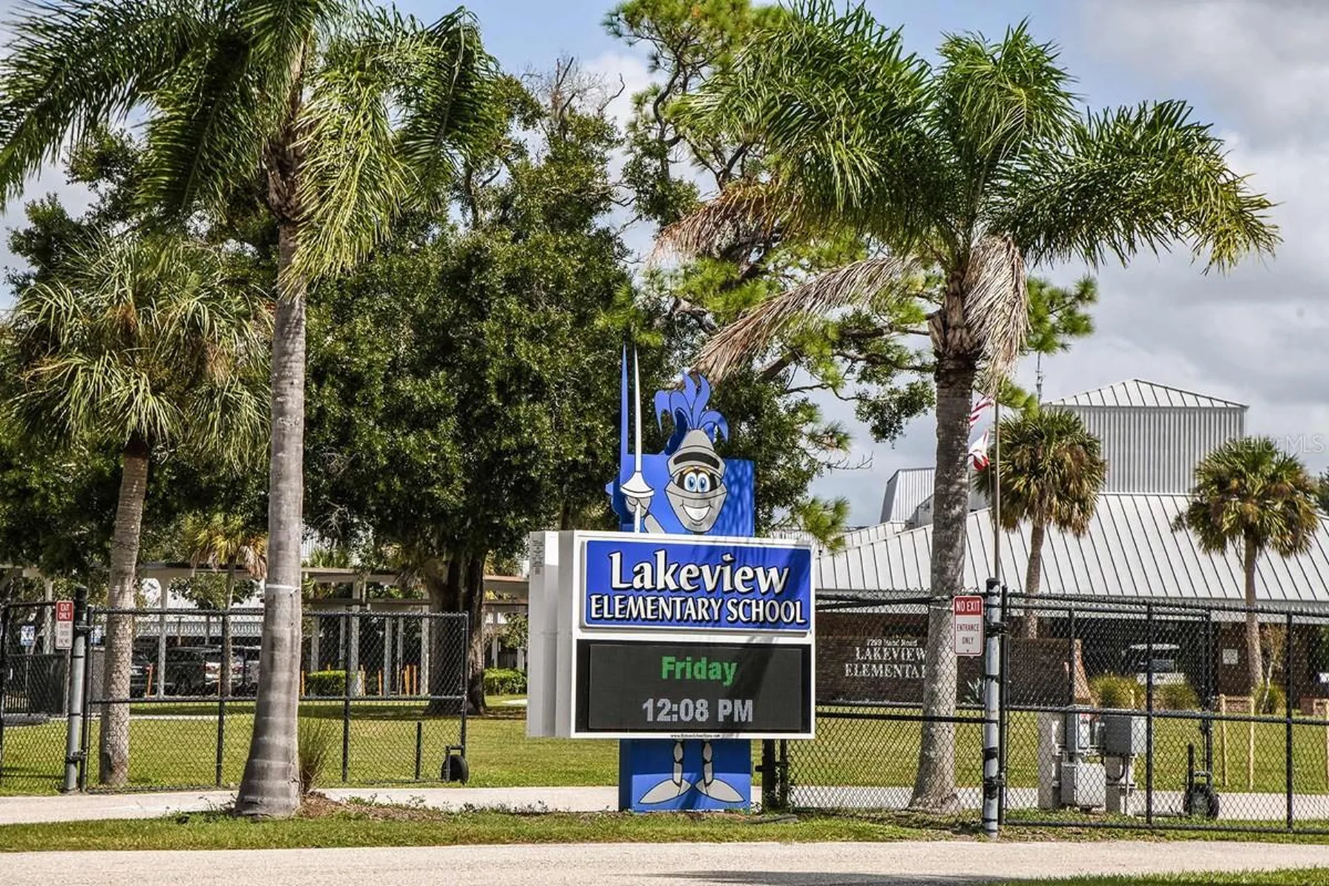 7253 Meadowshade Court Sarasota FL 34241