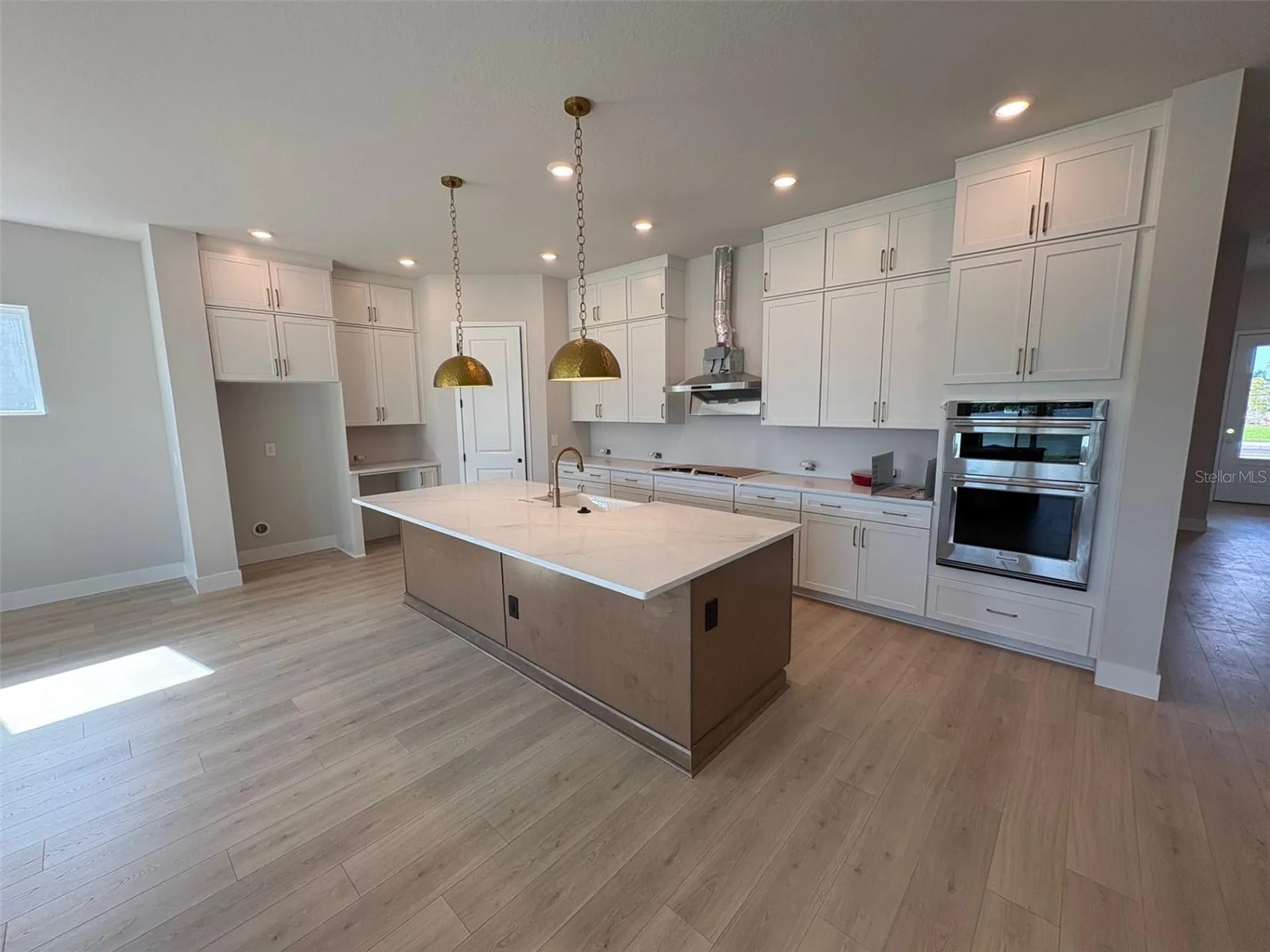 7253 Meadowshade Court Sarasota FL 34241