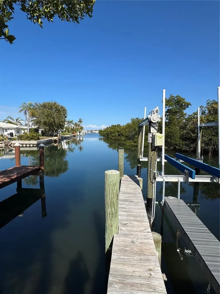 8301 Marina Drive Holmes Beach FL 34217