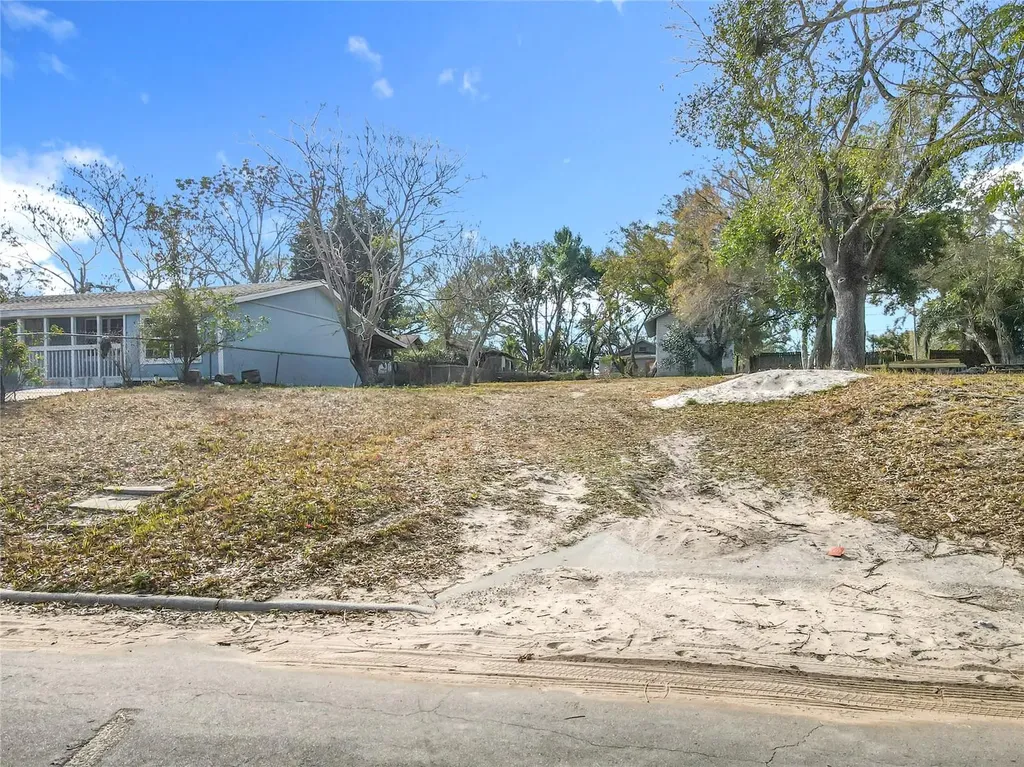 309 Weaver Avenue Lake Wales FL 33853