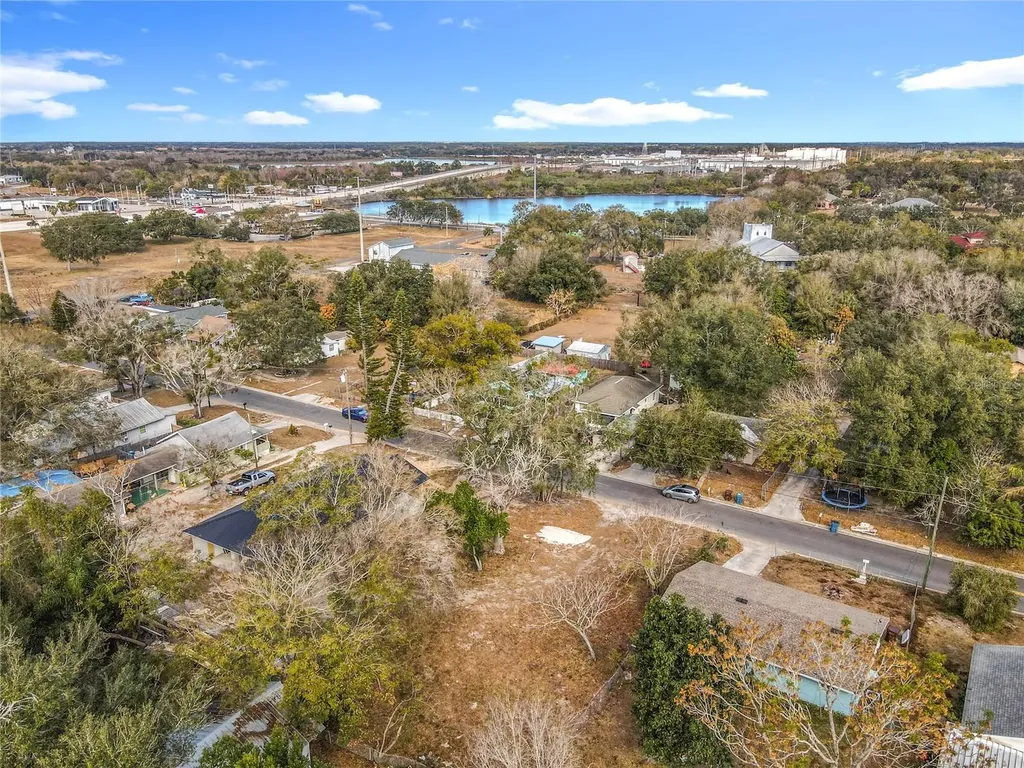 309 Weaver Avenue Lake Wales FL 33853