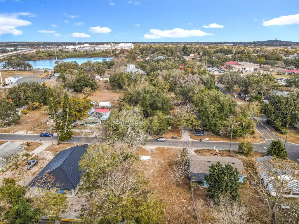 309 Weaver Avenue Lake Wales FL 33853