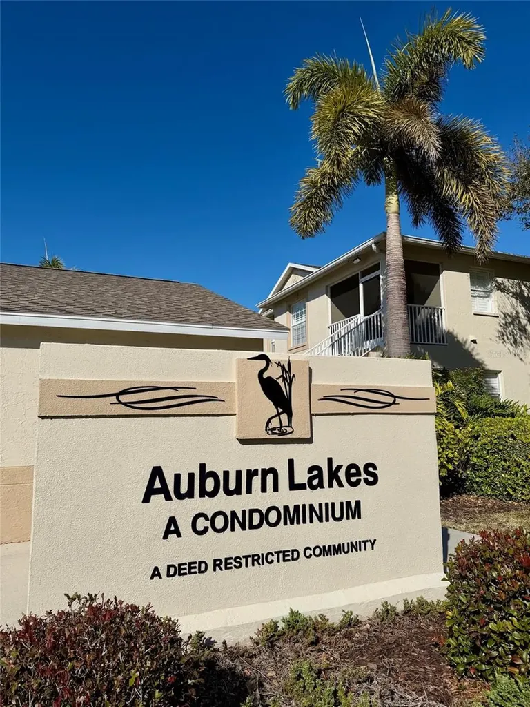 1801 Auburn Lakes Circle Venice FL 34292