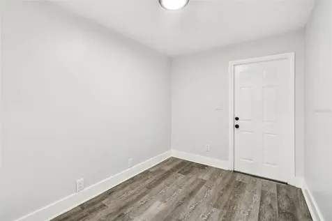 1535 Hialeah Street Orlando FL 32808