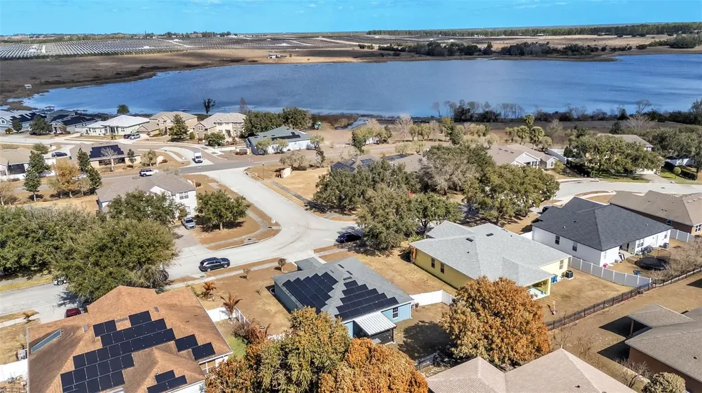 302 Brookshire Drive Lake Wales FL 33898