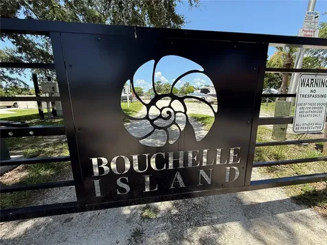 468 Bouchelle Drive New Smyrna Beach FL 32169