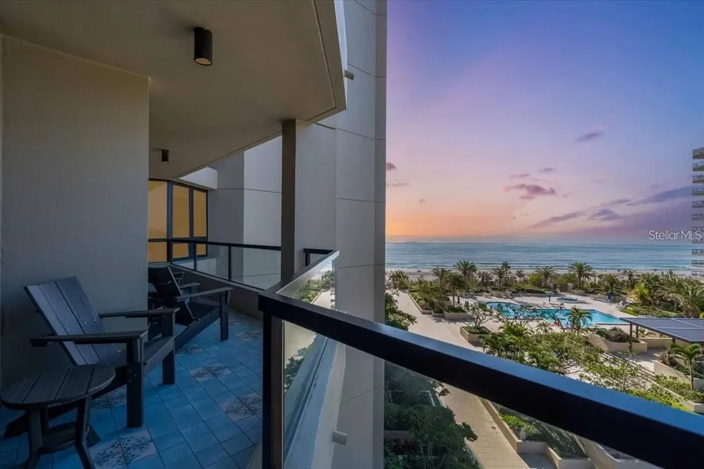 1211 Gulf Of Mexico Drive Longboat Key FL 34228