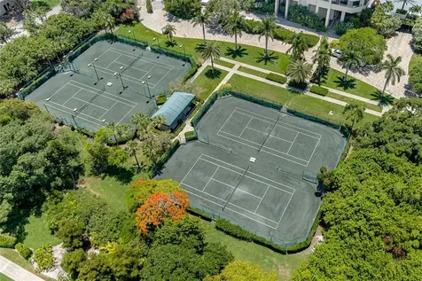 1211 Gulf Of Mexico Drive Longboat Key FL 34228