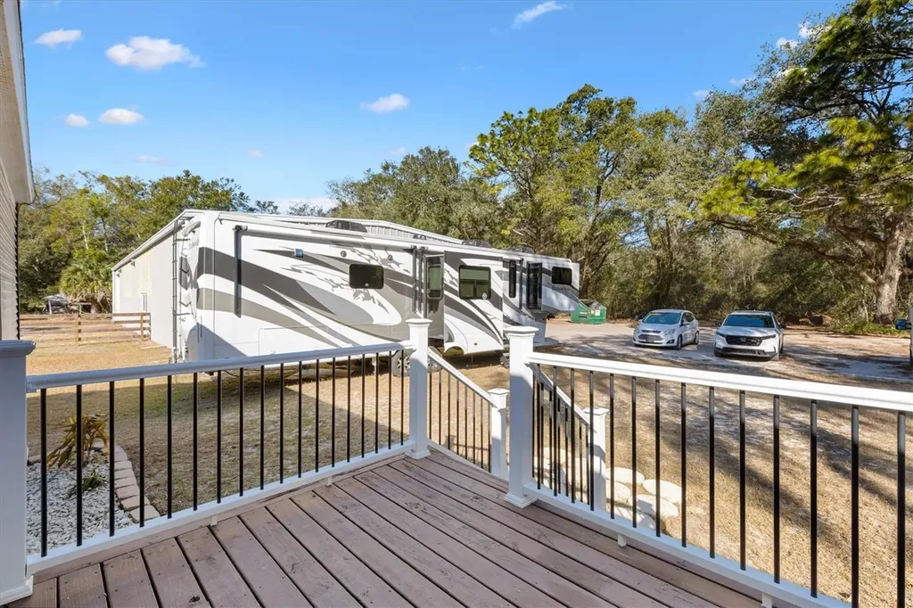 357 Walters Place Fruitland Park FL 34731