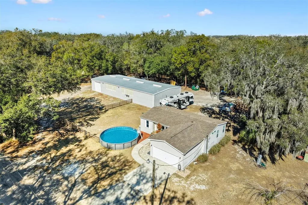 357 Walters Place Fruitland Park FL 34731
