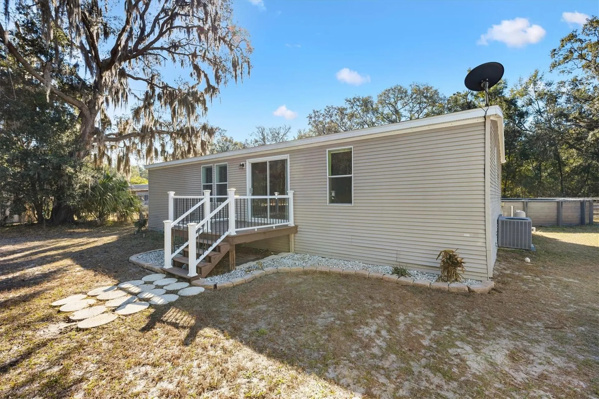 357 Walters Place Fruitland Park FL 34731