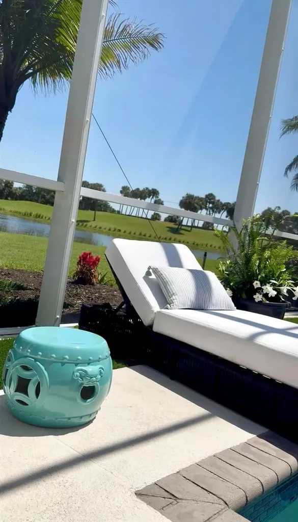 405 Wellington Court Venice FL 34292