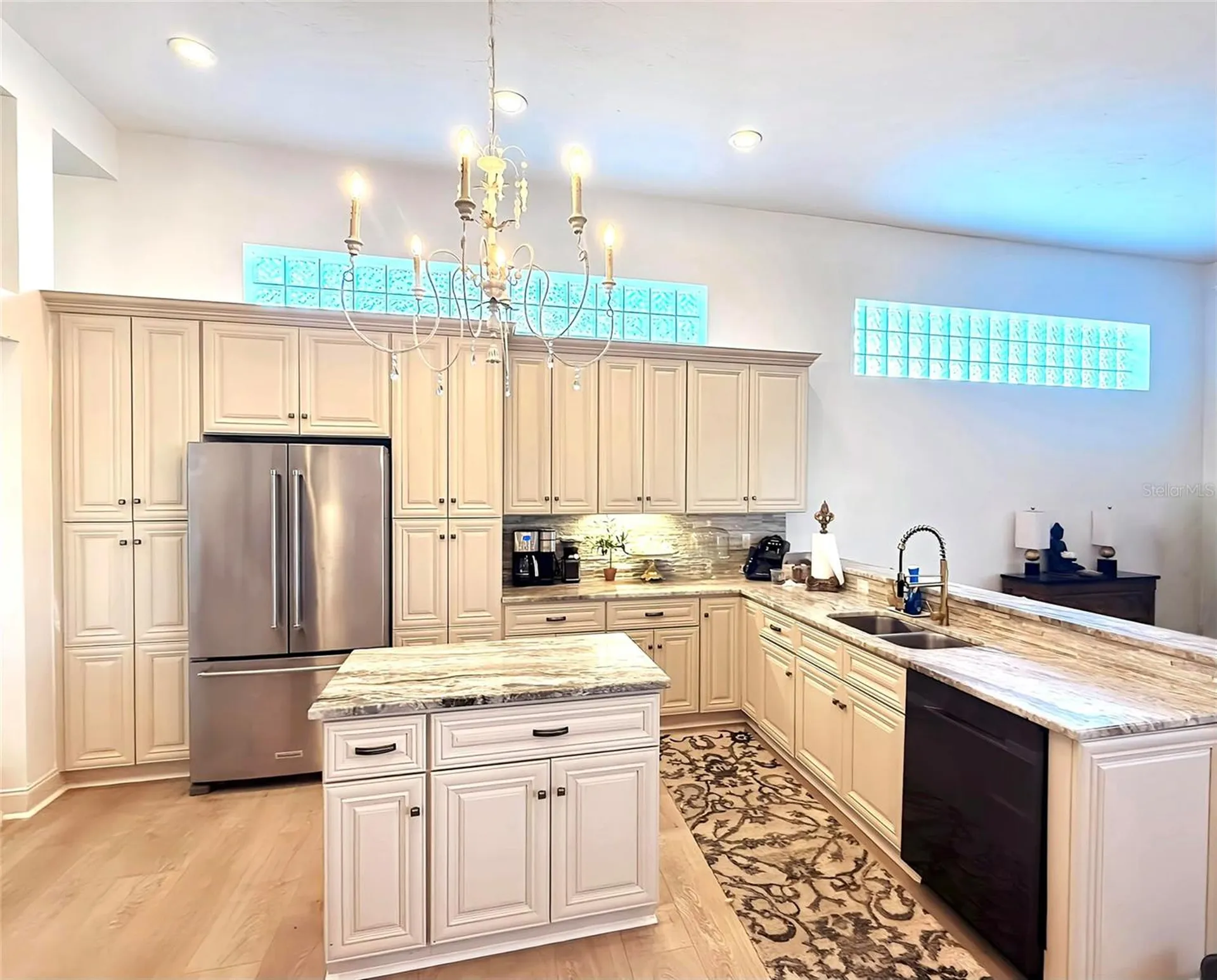 405 Wellington Court Venice FL 34292