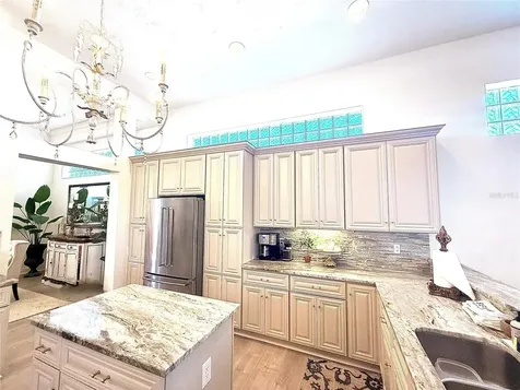 405 Wellington Court Venice FL 34292