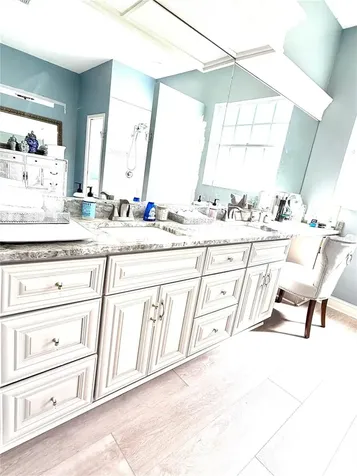 405 Wellington Court Venice FL 34292