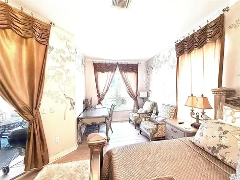 405 Wellington Court Venice FL 34292