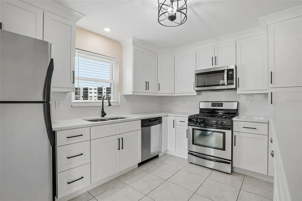 6188 80th Street N St Petersburg FL 33709